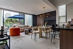 Friends and Family 2-Unit Combo, Rooftop City Views - Image 3