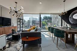 Friends and Family 2-Unit Combo, Rooftop City Views - Image 5
