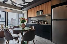 Modern 2BR Across from Revolution Monument - Image 3