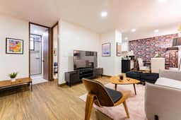 Modern La Condesa Apartment with Gym & Parking - Image 5