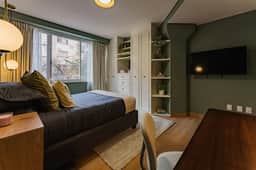 Polanco Gem with Balcony and Office Nook - Image 3