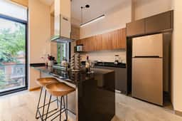 Stylish Haven w/ Balcony Steps to Jazz Bar & Cafes - Image 2