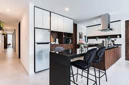 Twin Apartment for Groups Near Dining & Culture - Image 5