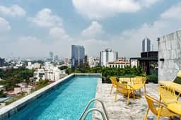 Urban Getaway Loft, Pool and Gym in Roma - Image 3