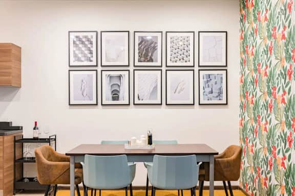 Best for Groups in Roma Norte: Parking, Workspaces - Image 3