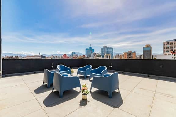 City Views, Private Terrace in Trendy Roma - Image 4