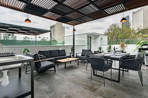 Friends and Family 2-Unit Combo, Rooftop City Views - Image 2