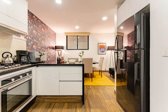 Modern La Condesa Apartment with Gym & Parking - Image 2