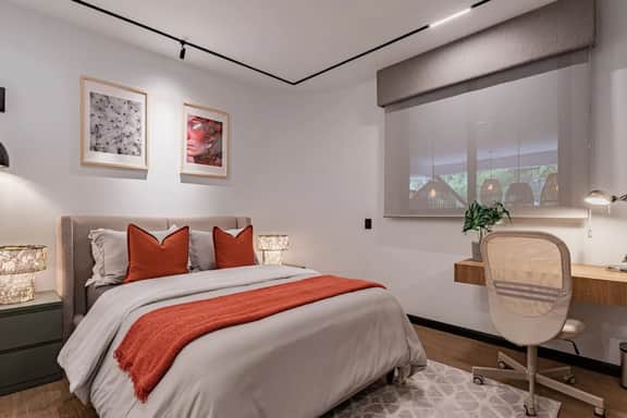 Spacious Group Getaway with Private Terrace & Grill - Image 2