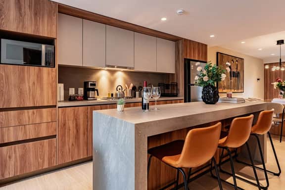 Stay Together in 3 Private Apartments - Image 5
