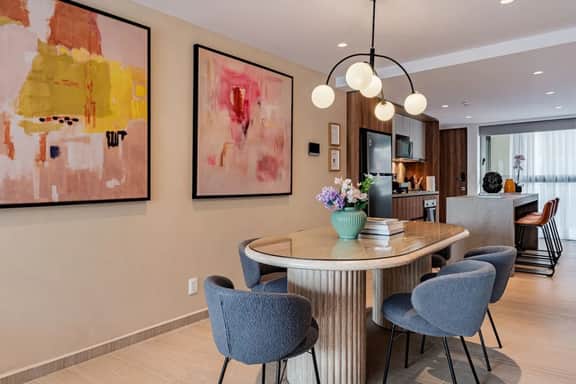 Stay Together in 3 Private Apartments - Image 2