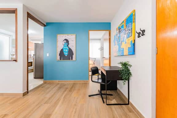 Vibrant Roma Norte Home, Walk to Dining - Image 5
