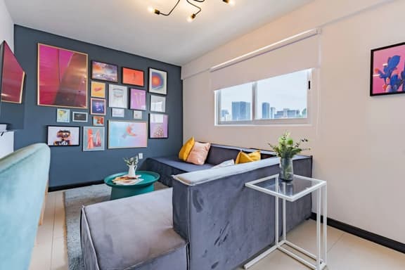 Artful Roma Norte Stay Near Museums & Cafes - Image 1