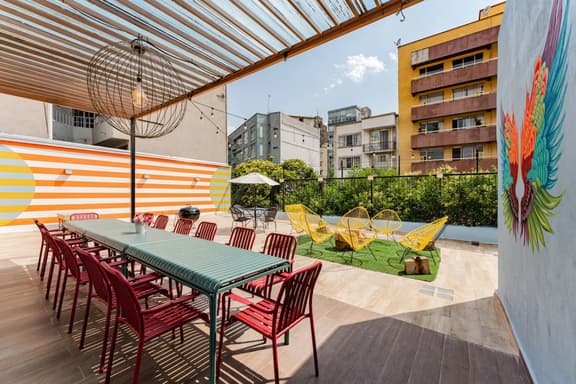 Large Group-Friendly Home with Stunning Rooftop - Image 1