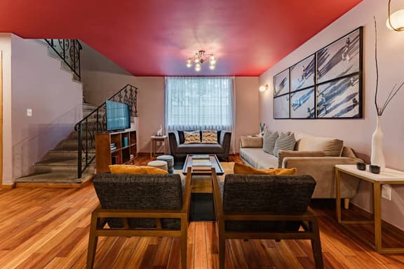 Spacious Hillside Home with Patio Near Polanco - Image 1