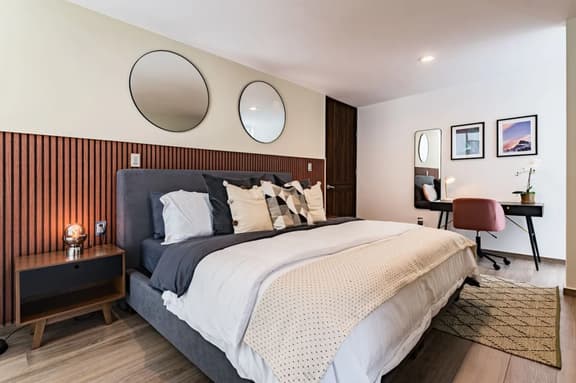 Stylish Polanco Stay, Best for Groups w/ Workspace - Image 1