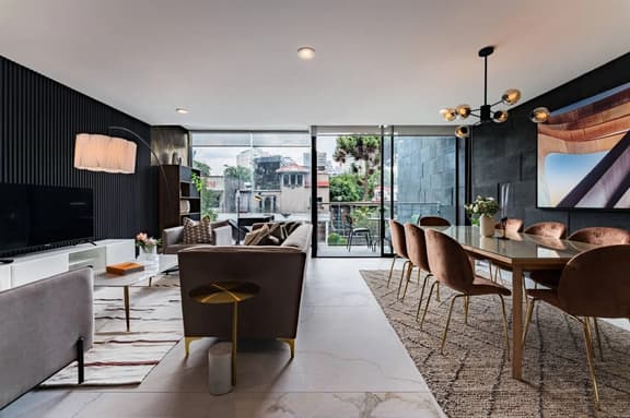 Urban Elegance Apartment with Balcony Views - Image 1