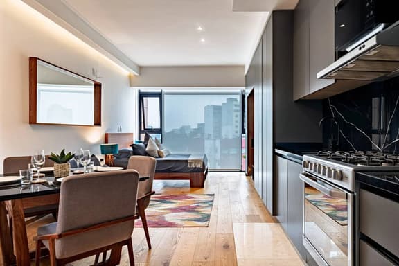 Urban Getaway Loft, Pool and Gym in Roma - Image 1
